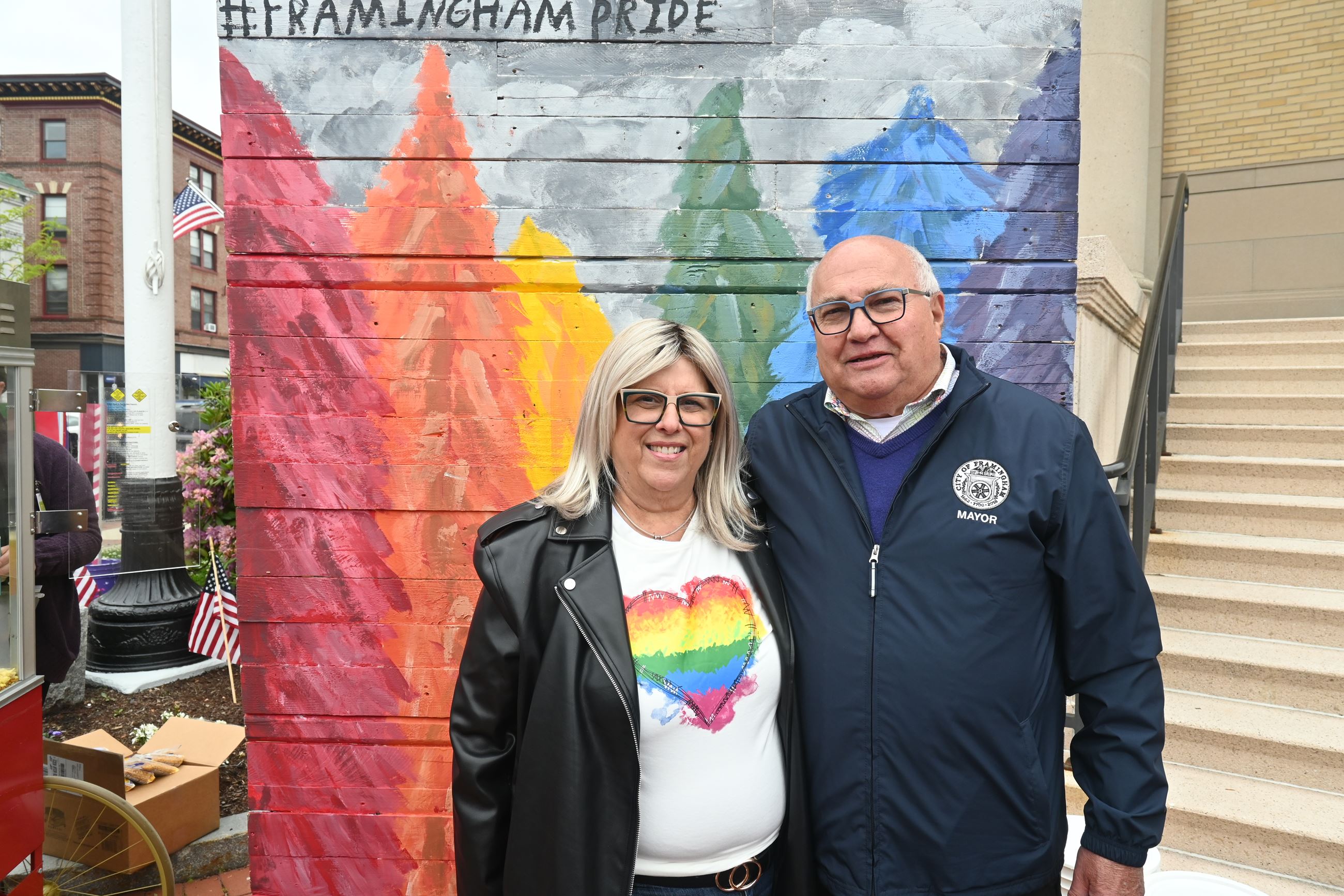 First Lady Robin Kaye and Mayor Sisitsky participating in the 2023 Pride Event.
